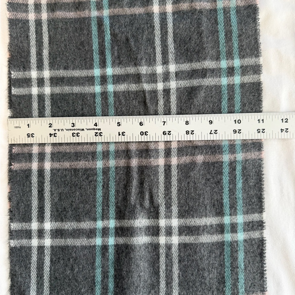 Italian Scarf gray plaid - Picture 9 of 10